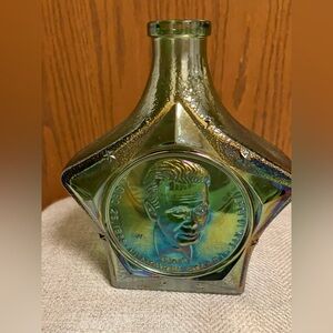 Wheaton Glass Bottle Humphrey Bogart Star Shaped Green - Bogey Hollywood Antique